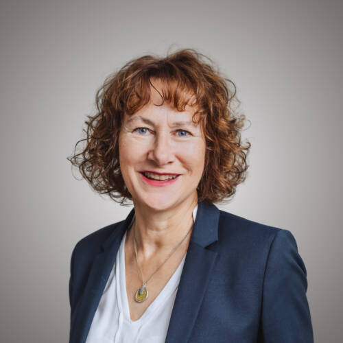 Rechtsanwältin, CAS Haftpflicht und Versicherungsrecht -  Claudia Weible 